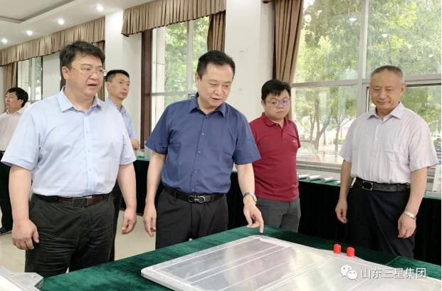 中國信達資產(chǎn)管理股份有限公司黨委副書記、總裁張衛(wèi)東一行來山東三星集團參觀調(diào)研