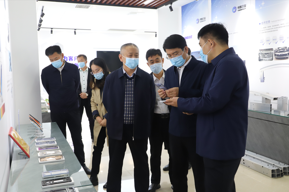 鄒平市委常委郝凱軍來山東三星集團調研