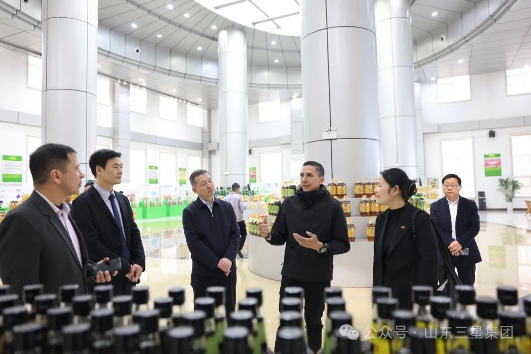 委內(nèi)瑞拉Diana 食品公司總裁費(fèi)利克斯·羅梅羅一行來山東三星集團(tuán)考察合作