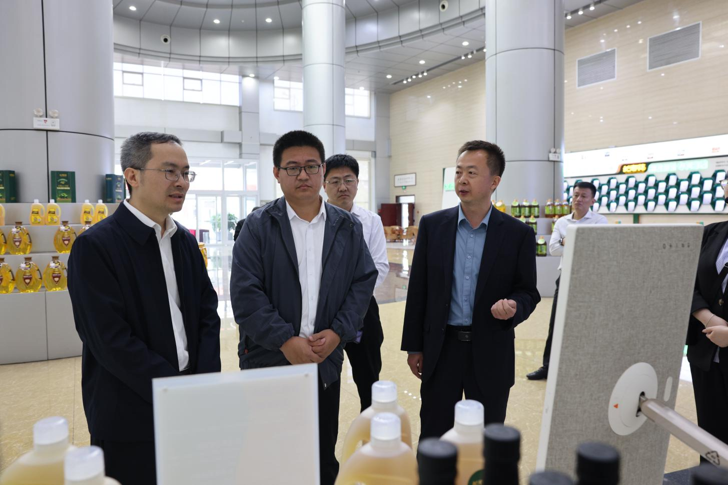 博興縣副縣長(zhǎng)孫家波一行來(lái)山東三星集團(tuán)調(diào)研