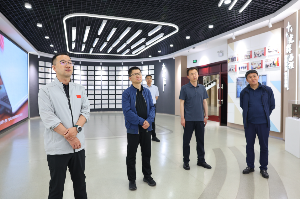 黑龍江省泰來縣考察組來山東三星集團(tuán)參觀考察