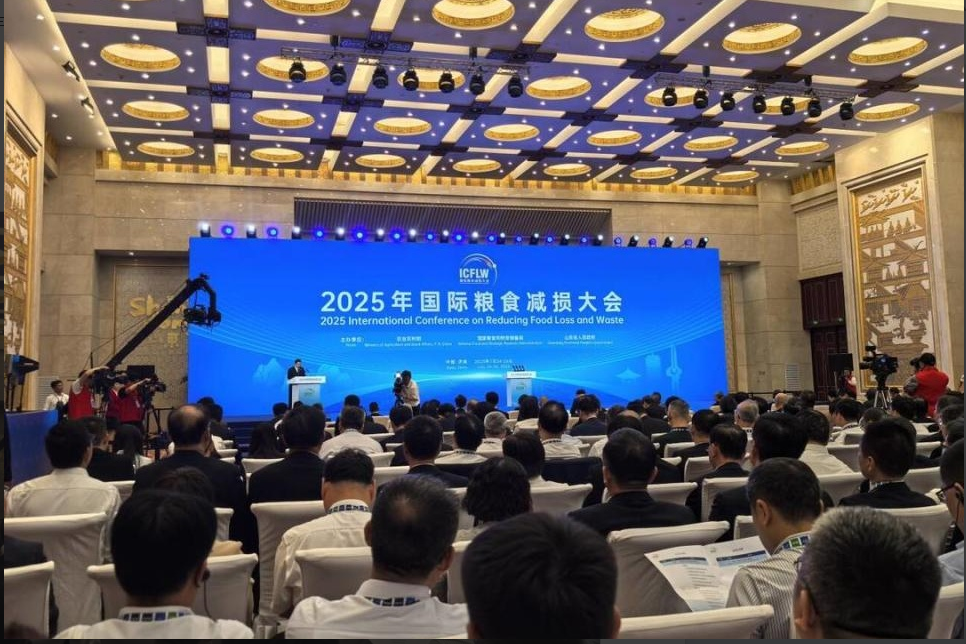 國民糧油 創(chuàng)新賦能｜長(zhǎng)壽花食品受邀參展2025年國際糧食減損大會(huì)